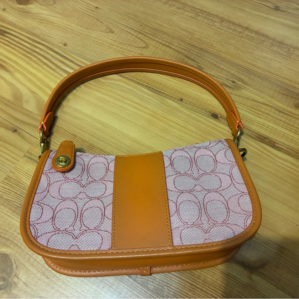 Coach swinger 20 bag pink/orange Signature Jacquard and leather Shoulder Bag